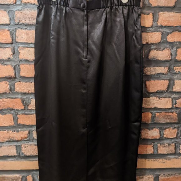 Vintage Robbie Sport Skirt Black with button back - Picture 2 of 5
